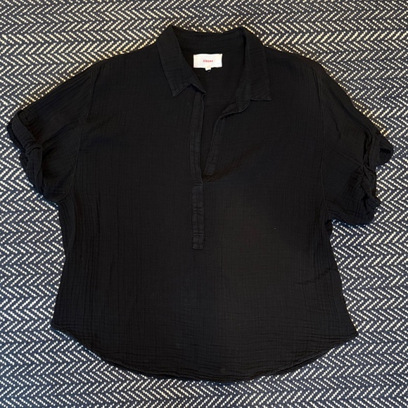 XiRENA Classic Black V-Neck Collared Shirt - Picture 1 of 6